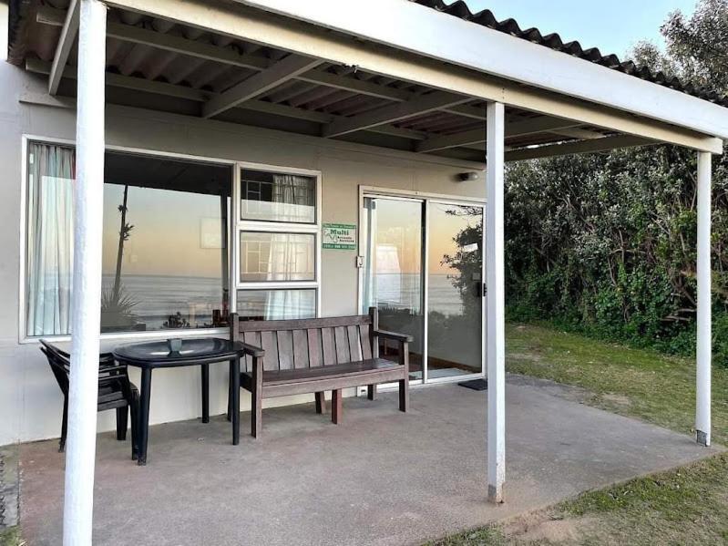 The Spinning Reel Beach Cottages Port Alfred Exterior photo